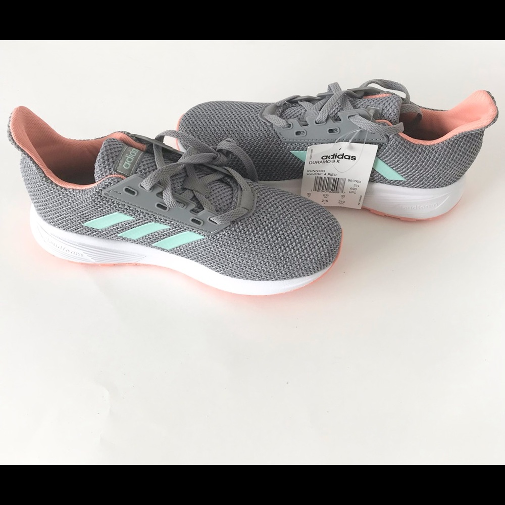 Kids Adidas Sneakers NO BOX - Picture 4 of 8